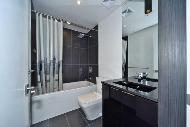 5107 - 70 Temperance St, Condo with 1 bedrooms, 1 bathrooms and 0 parking in Toronto ON | Image 7