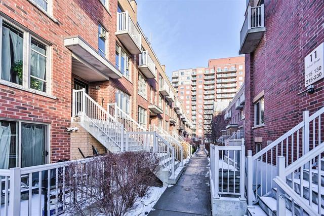 233 - 21 Ruttan St, Townhouse with 3 bedrooms, 2 bathrooms and 1 parking in Toronto ON | Image 12