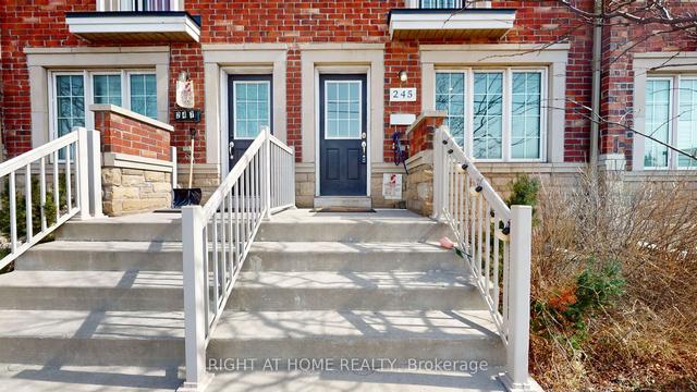 245 Torbarrie Rd, House attached with 3 bedrooms, 3 bathrooms and 2 parking in Toronto ON | Image 23