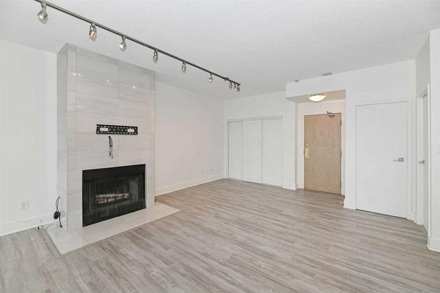 lph7 - 25 Grenville St, Condo with 1 bedrooms, 1 bathrooms and 1 parking in Toronto ON | Image 27