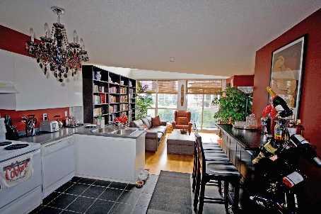 402 - 1029 King St W, Condo with 1 bedrooms, 1 bathrooms and 1 parking in Toronto ON | Image 4