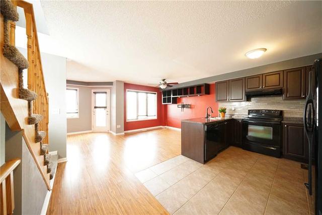 66 - 620 Ferguson Dr, House attached with 2 bedrooms, 2 bathrooms and 2 parking in Milton ON | Image 13