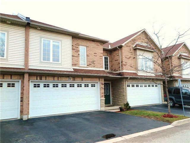Th#21 - 566 Southridge Dr, Townhouse with 2 bedrooms, 3 bathrooms and 2 parking in Hamilton ON | Image 2