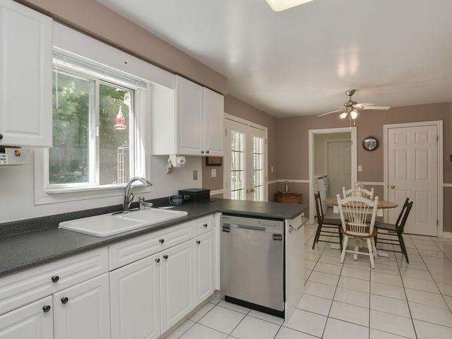 80 Farlain Lake Rd W, House detached with 4 bedrooms, 3 bathrooms and 12 parking in Tiny ON | Image 3