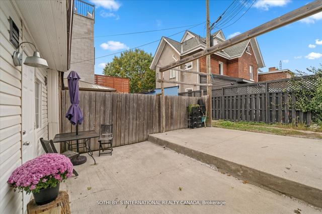 2032 Davenport Rd, House semidetached with 2 bedrooms, 3 bathrooms and 1 parking in Toronto ON | Image 27