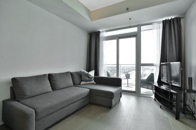 1411 - 55 Speers Rd, Condo with 1 bedrooms, 1 bathrooms and 1 parking in Oakville ON | Image 7