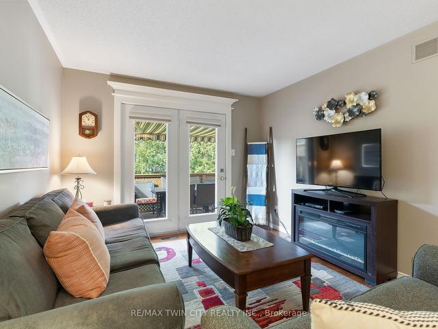 c - 146 Wood St, Townhouse with 1 bedrooms, 2 bathrooms and 2 parking in Brantford ON | Image 9
