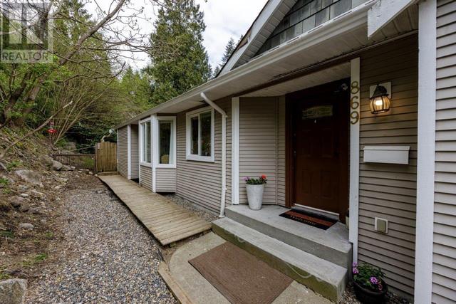 869 Seymour Boulevard, House detached with 4 bedrooms, 2 bathrooms and 2 parking in North Vancouver BC | Image 25