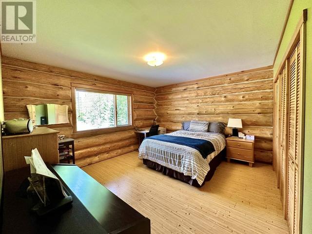3315 Sawyer Road, House detached with 4 bedrooms, 3 bathrooms and null parking in Fraser Fort George H BC | Image 14