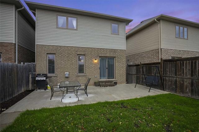 80 Bankfield Cres, House detached with 4 bedrooms, 4 bathrooms and 4 parking in Hamilton ON | Image 19