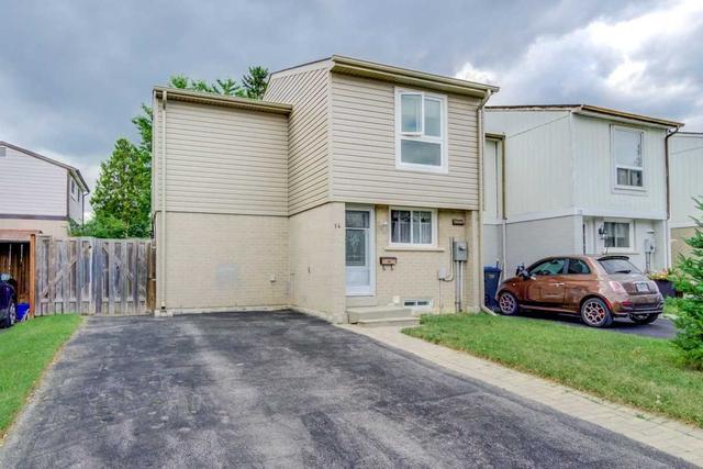 14 Jasmine Sq, House attached with 3 bedrooms, 2 bathrooms and 2 parking in Brampton ON | Image 12