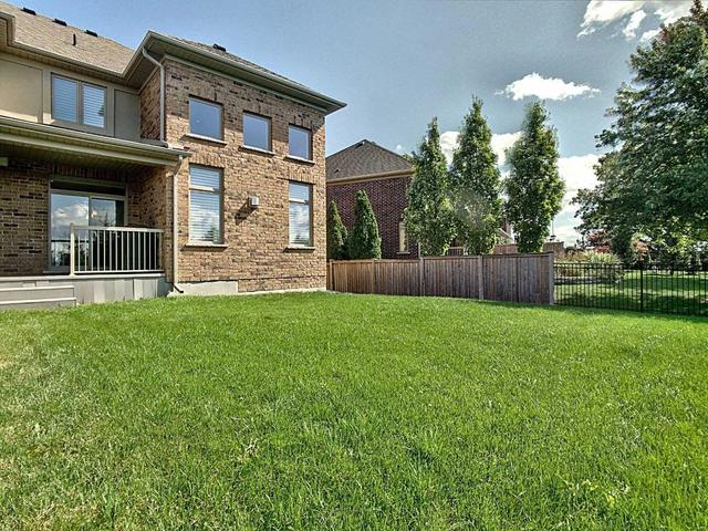 119 Oak Park Dr, House attached with 3 bedrooms, 3 bathrooms and 2 parking in Waterloo ON | Image 16