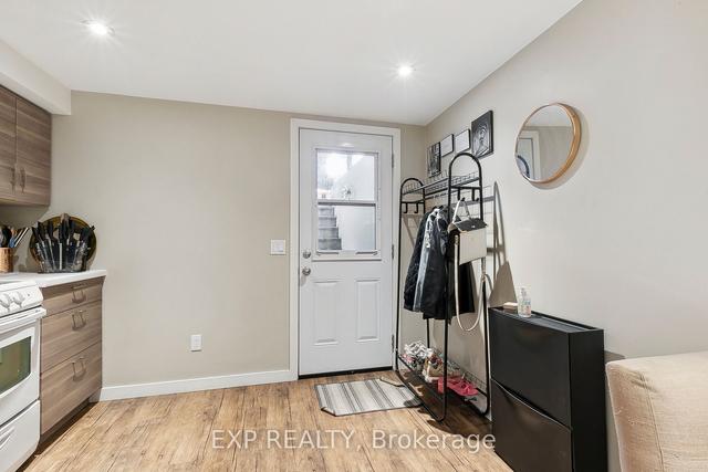 52 Mcmurray Ave, House detached with 1 bedrooms, 1 bathrooms and 0 parking in Toronto ON | Image 12