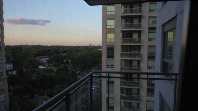 1001 - 21 Hillcrest Ave, Condo with 1 bedrooms, 1 bathrooms and 1 parking in Toronto ON | Image 6