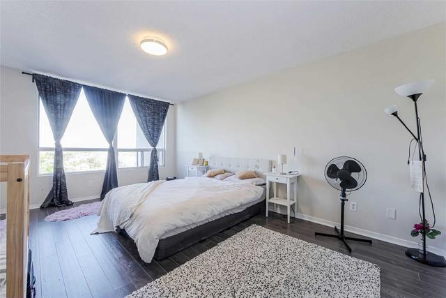 1206 - 1 Reidmount Ave, Condo with 3 bedrooms, 2 bathrooms and 1 parking in Toronto ON | Image 13