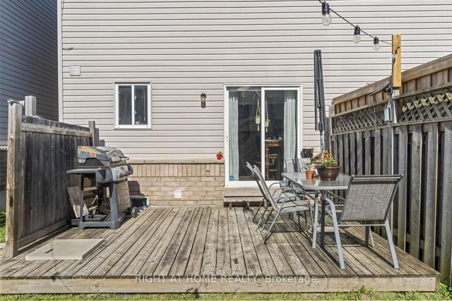 284 Swindells St, House attached with 3 bedrooms, 3 bathrooms and 2 parking in Clarington ON | Image 31