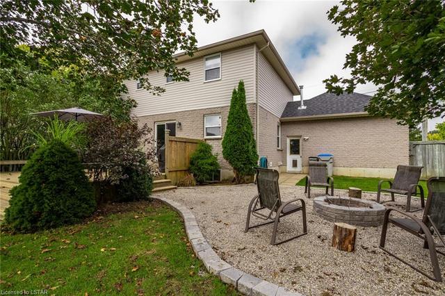 8629 Parkhouse Drive, House detached with 4 bedrooms, 3 bathrooms and 6 parking in Strathroy Caradoc ON | Image 40