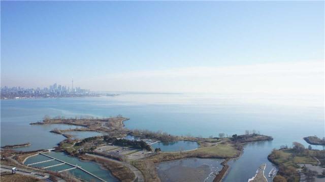 4204 - 2230 Lake Shore Blvd W, Condo with 2 bedrooms, 2 bathrooms and 1 parking in Toronto ON | Image 2
