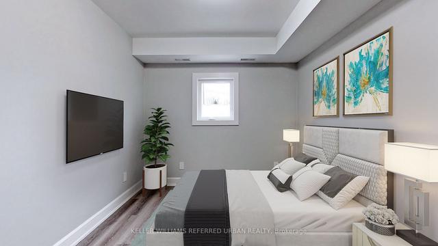 main - 783 Dufferin St, House semidetached with 5 bedrooms, 1 bathrooms and 1 parking in Toronto ON | Image 2