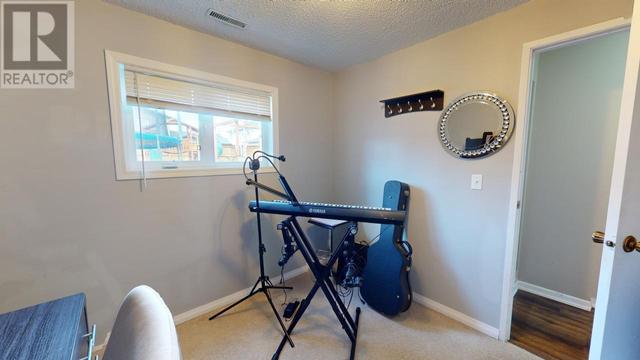10516 113 Avenue, House detached with 4 bedrooms, 2 bathrooms and null parking in Fort St. John BC | Image 27