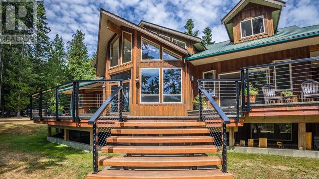 3475 Henry Rd, House detached with 5 bedrooms, 4 bathrooms and 6 parking in North Cowichan BC | Image 10