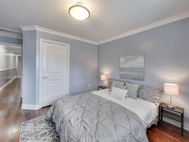 436 Gilbert Ave, House semidetached with 3 bedrooms, 4 bathrooms and 5 parking in Toronto ON | Image 18