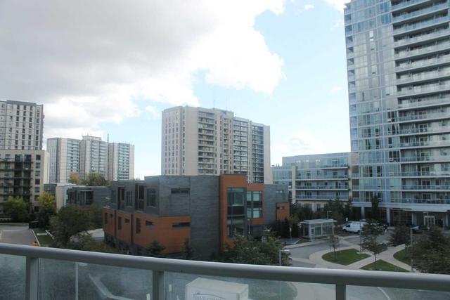 303 - 70 Forest Manor Rd, Condo with 1 bedrooms, 1 bathrooms and 1 parking in Toronto ON | Image 5
