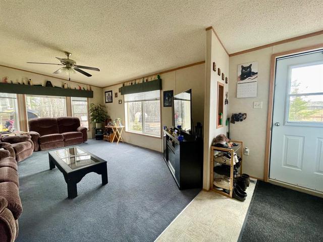 742084 a/b Range Road 35, House detached with 3 bedrooms, 2 bathrooms and null parking in Grande Prairie County No. 1 AB | Image 4