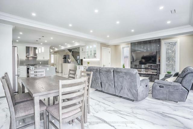 83 Floral Pkwy, House detached with 4 bedrooms, 7 bathrooms and 7 parking in Toronto ON | Image 40