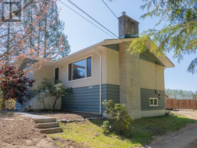 5201 Manson Ave, House detached with 3 bedrooms, 1 bathrooms and null parking in Powell River BC | Image 13