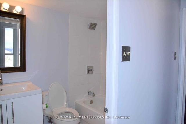 1403 - 115 Hillcrest Ave, Condo with 2 bedrooms, 2 bathrooms and 1 parking in Mississauga ON | Image 16
