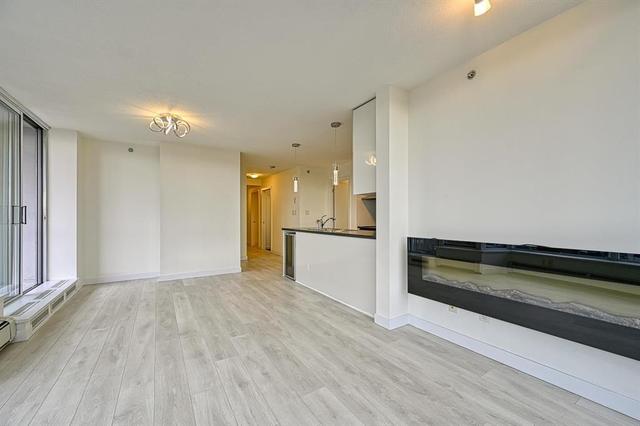 1105 - 689 Abbott Street, Condo with 2 bedrooms, 2 bathrooms and 1 parking in Vancouver BC | Card Image