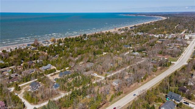 29 Emerson Avenue, House detached with 3 bedrooms, 1 bathrooms and 3 parking in South Bruce Peninsula ON | Image 15