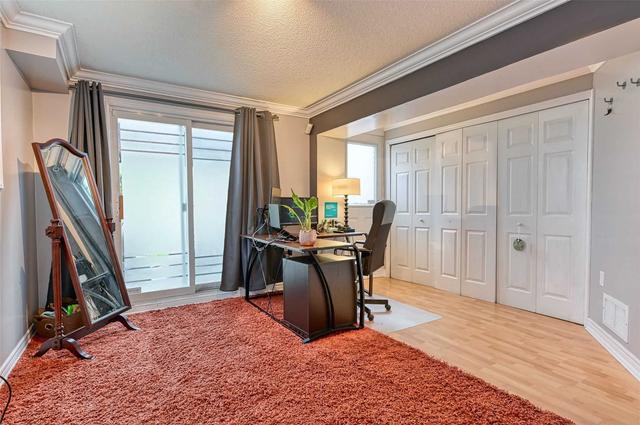 85 Ozner Crt, House attached with 3 bedrooms, 3 bathrooms and 4 parking in Brampton ON | Image 8