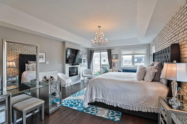 1044b Islington Ave, House attached with 3 bedrooms, 4 bathrooms and 2 parking in Toronto ON | Image 7