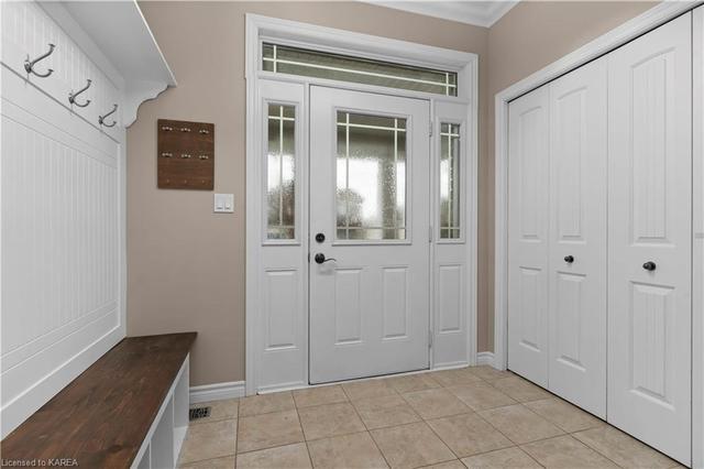 1582 Providence Crescent, House detached with 5 bedrooms, 3 bathrooms and 6 parking in Kingston ON | Image 34