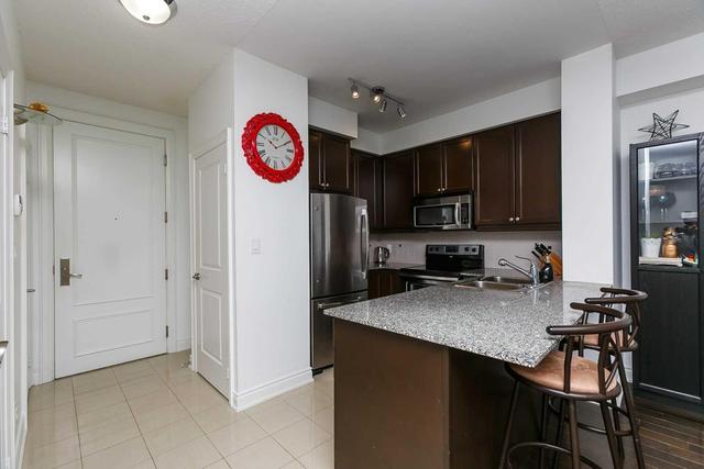 1003 - 20 Bloorview Pl, Condo with 2 bedrooms, 2 bathrooms and 2 parking in Toronto ON | Image 2