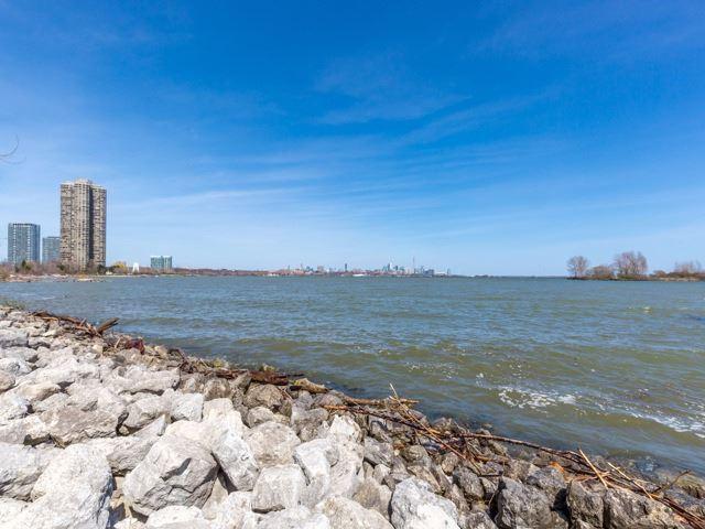 402 - 110 Marine Parade Dr, Condo with 2 bedrooms, 2 bathrooms and 1 parking in Toronto ON | Image 20