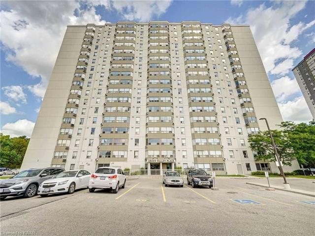 1610 - 35 Green Valley Drive, House attached with 2 bedrooms, 1 bathrooms and 1 parking in Kitchener ON | Image 12