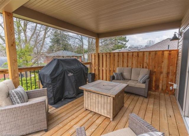 422 4th Street W, House detached with 4 bedrooms, 2 bathrooms and 8 parking in Owen Sound ON | Image 32