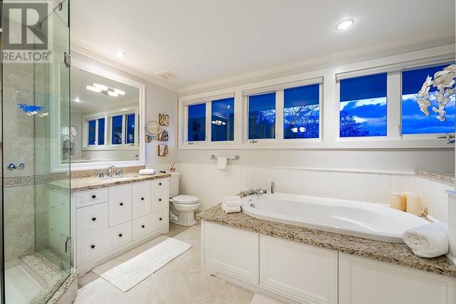 4780 Woodley Drive, House detached with 5 bedrooms, 4 bathrooms and 6 parking in West Vancouver BC | Image 16