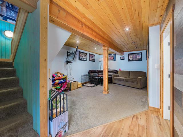 2360 Trans Canada Highway N, House detached with 4 bedrooms, 2 bathrooms and null parking in Columbia Shuswap A BC | Image 24