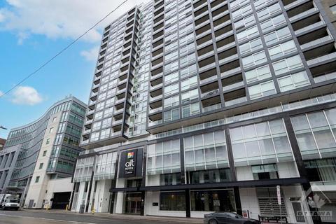 1801 - 199 Slater Street, Condo with 1 bedrooms, 1 bathrooms and 1 parking in Ottawa ON | Card Image