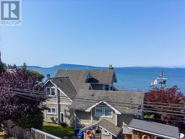5525 Island Hwy W, House detached with 4 bedrooms, 4 bathrooms and 4 parking in Nanaimo H BC | Image 57