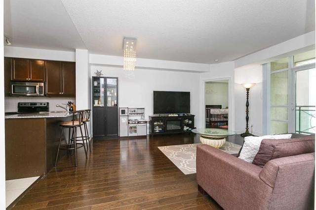 1003 - 20 Bloorview Pl, Condo with 2 bedrooms, 2 bathrooms and 2 parking in Toronto ON | Image 6