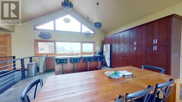 14154 Smith Road, House detached with 4 bedrooms, 3 bathrooms and null parking in Peace River B BC | Image 11