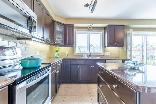 96 Sumner Cres, House detached with 4 bedrooms, 3 bathrooms and 2 parking in Grimsby ON | Image 8