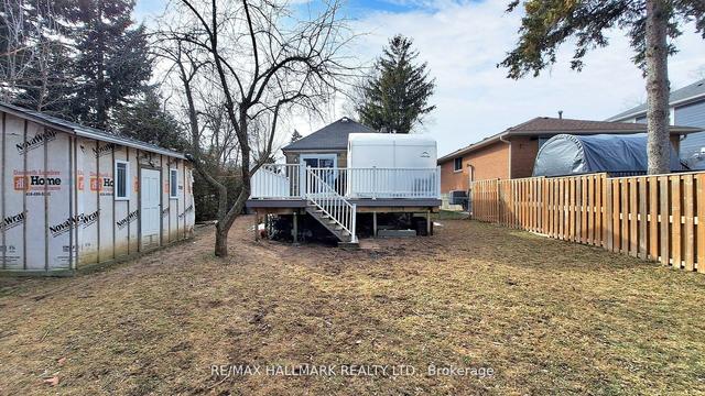 93 Poplar Rd, House detached with 2 bedrooms, 2 bathrooms and 4 parking in Toronto ON | Image 21