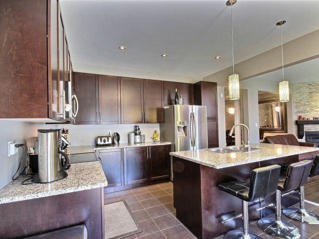856 Stoutt Cres, House detached with 5 bedrooms, 5 bathrooms and 2 parking in Milton ON | Image 4