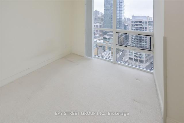2001 - 825 Church St, Condo with 2 bedrooms, 2 bathrooms and 1 parking in Toronto ON | Image 2